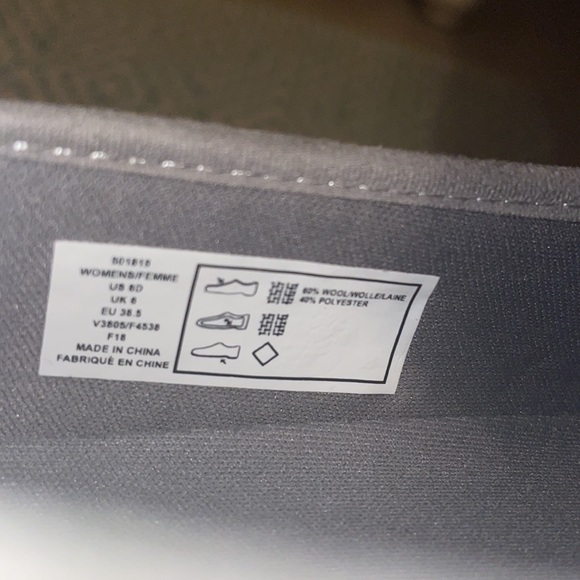 EUC Lands’ End Women’s Slip On Shoes - Picture 5 of 5